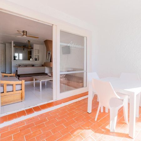 Atlas Apartments Ibiza Santa Eulária des Riu Exterior foto