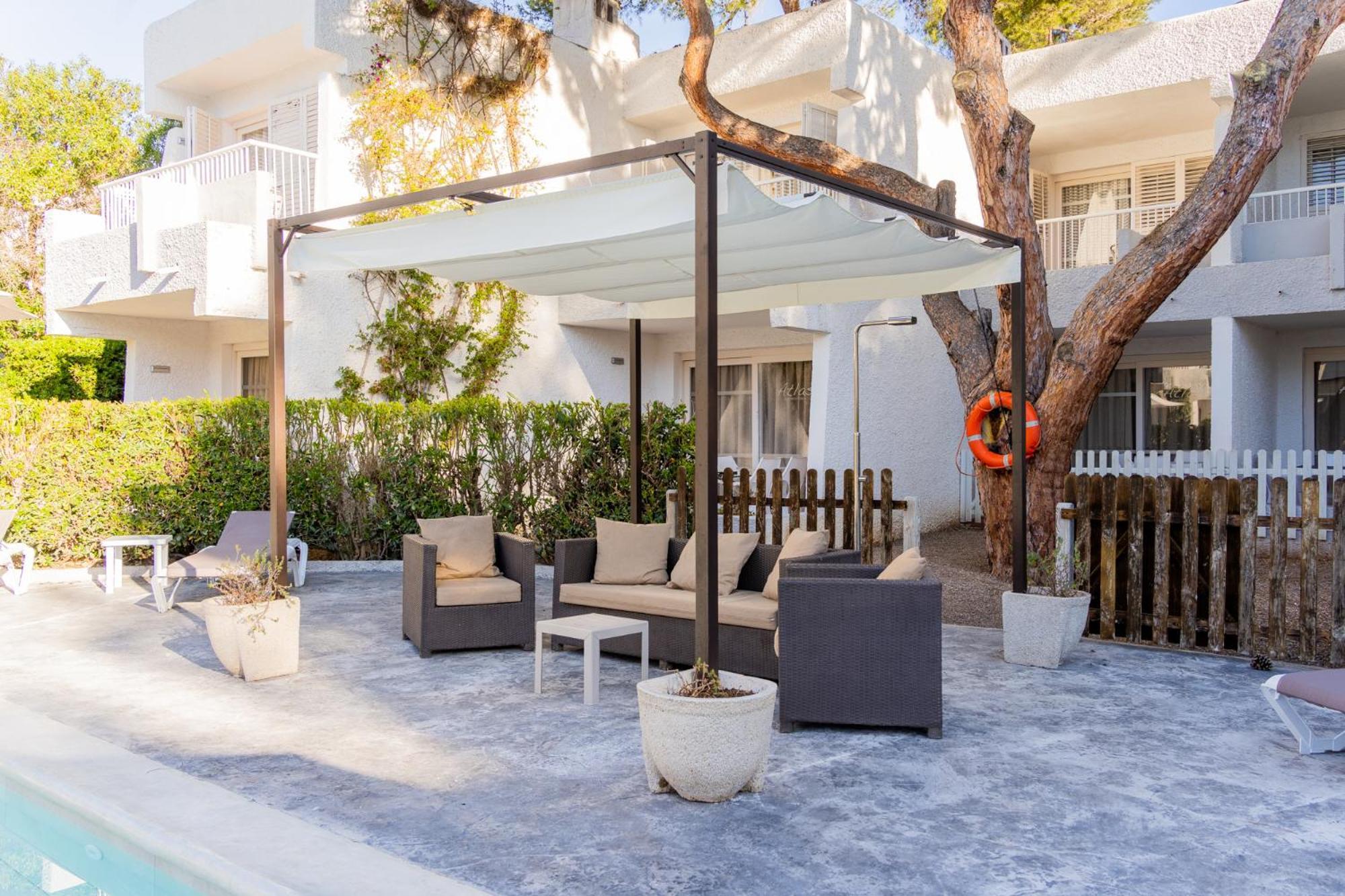 Atlas Apartments Ibiza Santa Eulária des Riu Exterior foto