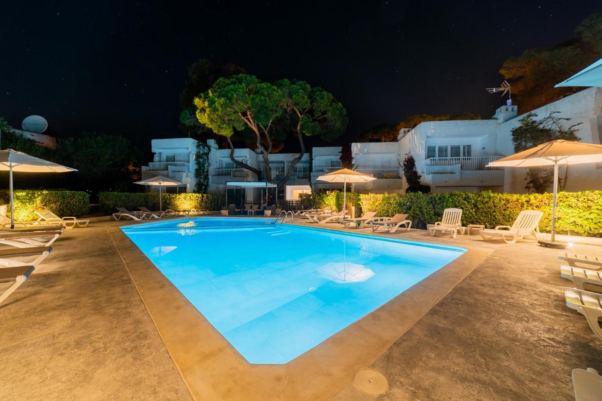 Atlas Apartments Ibiza Santa Eulária des Riu Exterior foto